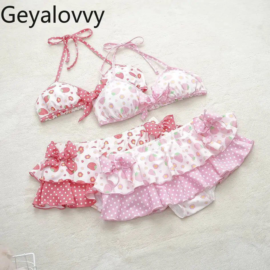 

Japanese Style Summer Swimwears New Arrivals Beach & Seaside Outfits for Girls Sweet Cute Sexy Strawberry Bow Bikinis Set