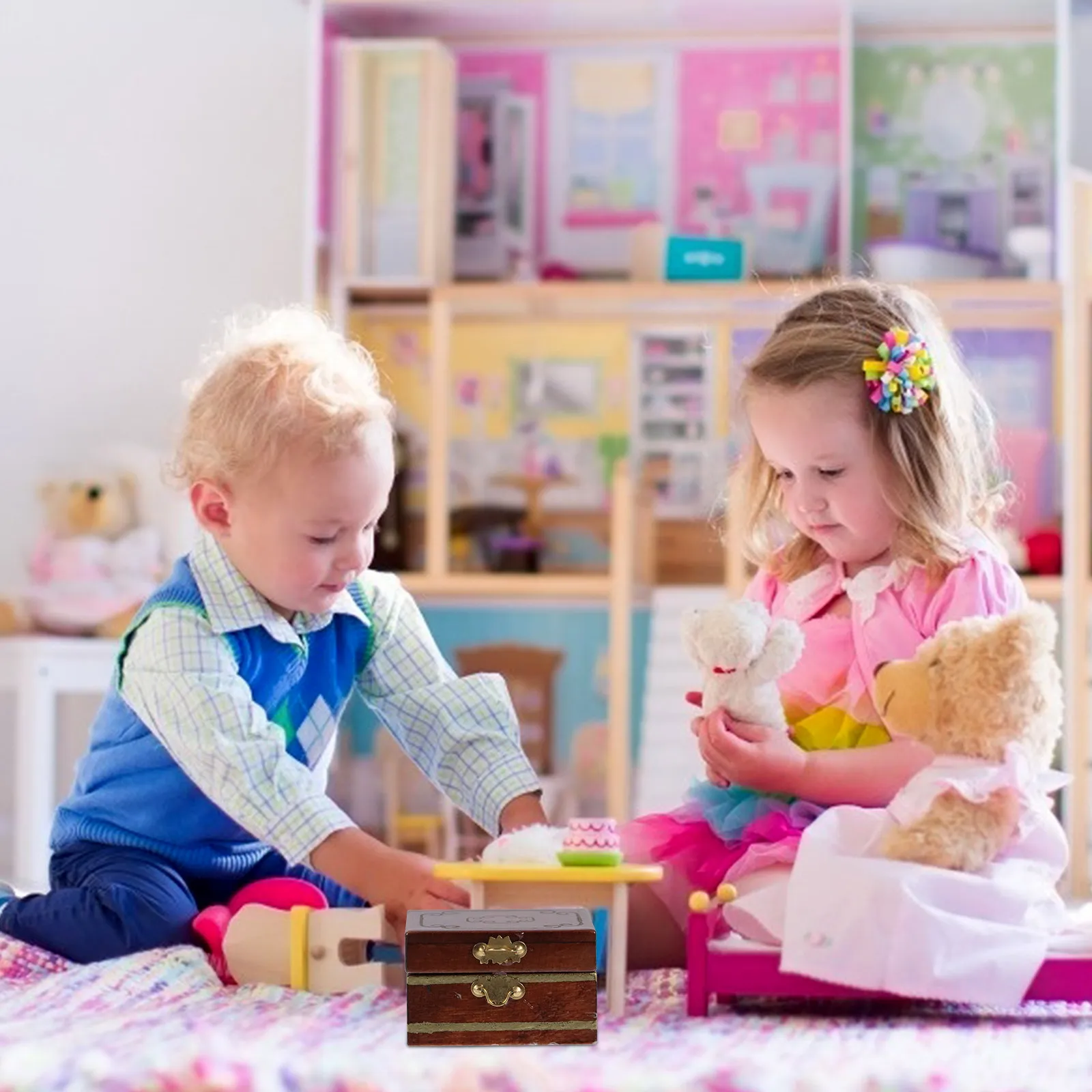 

1Pcs Miniature Jewelry Box Decor Made of Quality Wood Alloy Cloth Glass Elegant Mini Room Brightener for Home Office Party Setup