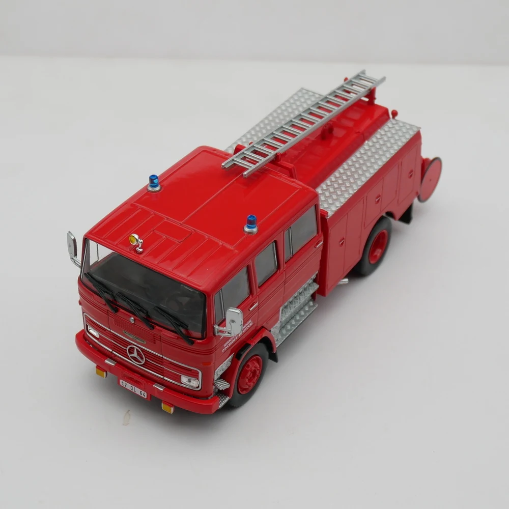 Ixo 1:43 Truck Fire Engine Mercedes-benz 1113 Diecast Car Model Metal Toy Vehicle