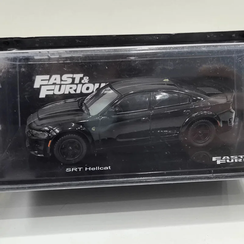 

Модель автомобиля IXO 1/43 CHARGER SRT HELLCAT из сплава, статическая коллекционная модель, украшение, праздничный подарок, игрушка, сувенир