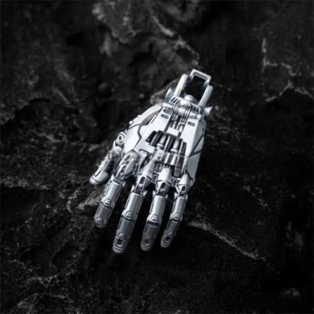 Portable Mechanical Bionic Hand Pendant Jewelry Accessories with Chain Steampunk Mechanical Hands Necklace Movable Finger Joints