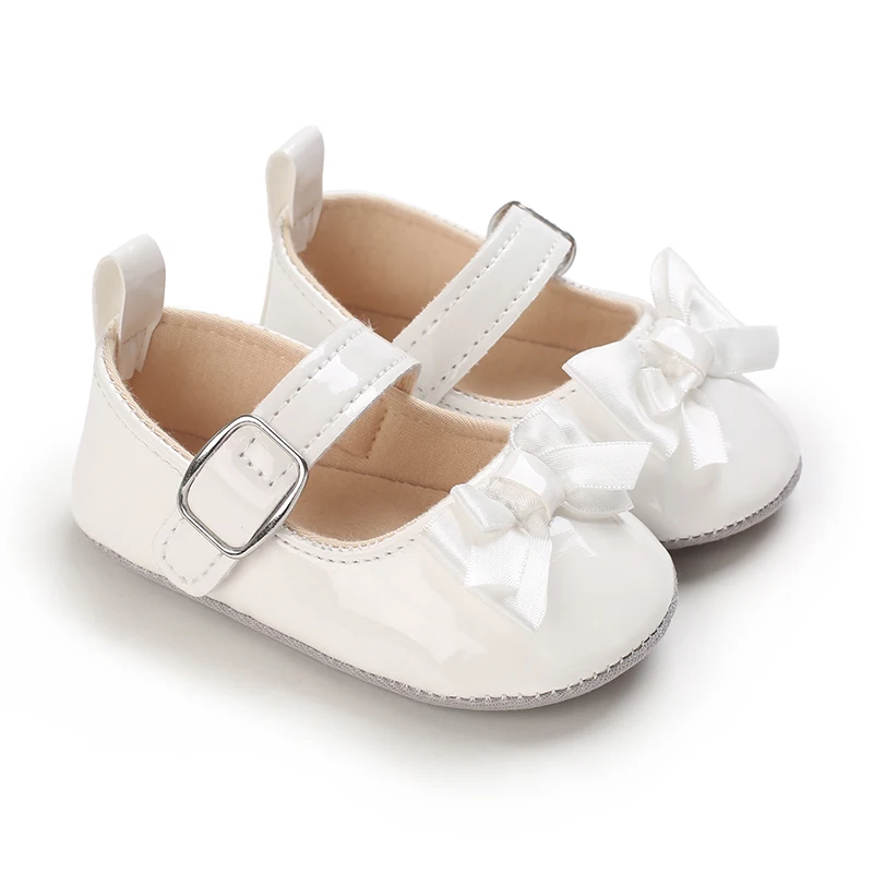 Calçado infantil Mary Jane de cor sólida com designs de arco e coração – Calçado de caminhada antiderrapante
