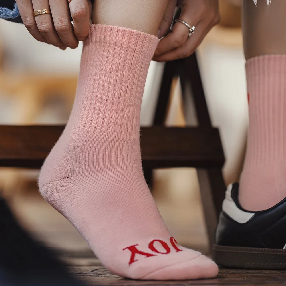 

Maden 1/2/4/6 Pairs Knitted Mid-calf Socks Letter Love Printed Cute Socks Sports Deodorant Warm Socks for Women's Fall Winter
