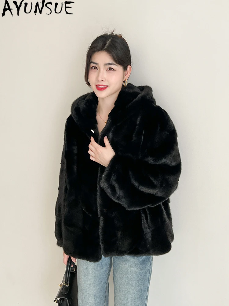 

AYUNSUE натуральная бархатная норковая куртка женская с капюшоном модные куртки из натурального меха для женской одежды из цельной норки 2025 Шуба Женская