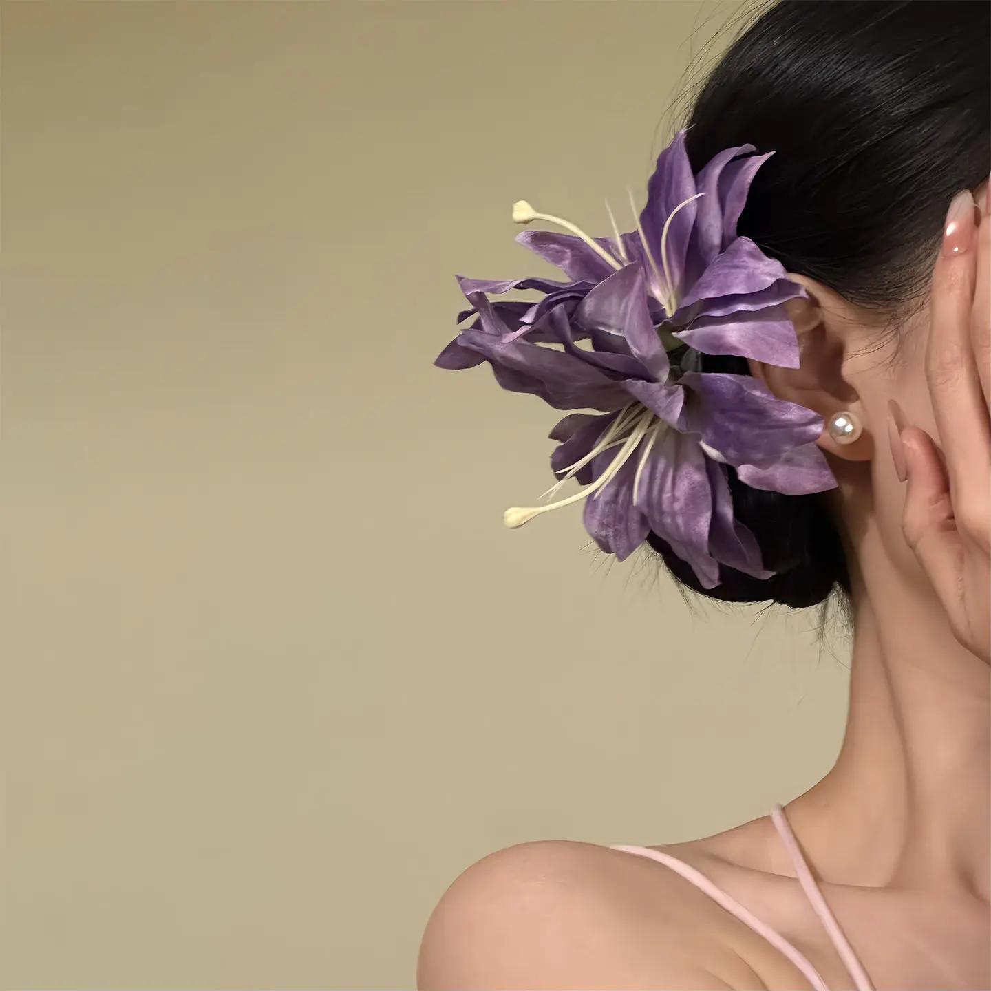 

Purple Lily Flower Hairpin Atmosphere Head Flower Hair Accessories Bangs Side Clip Fairy Vacation Wind Headgear