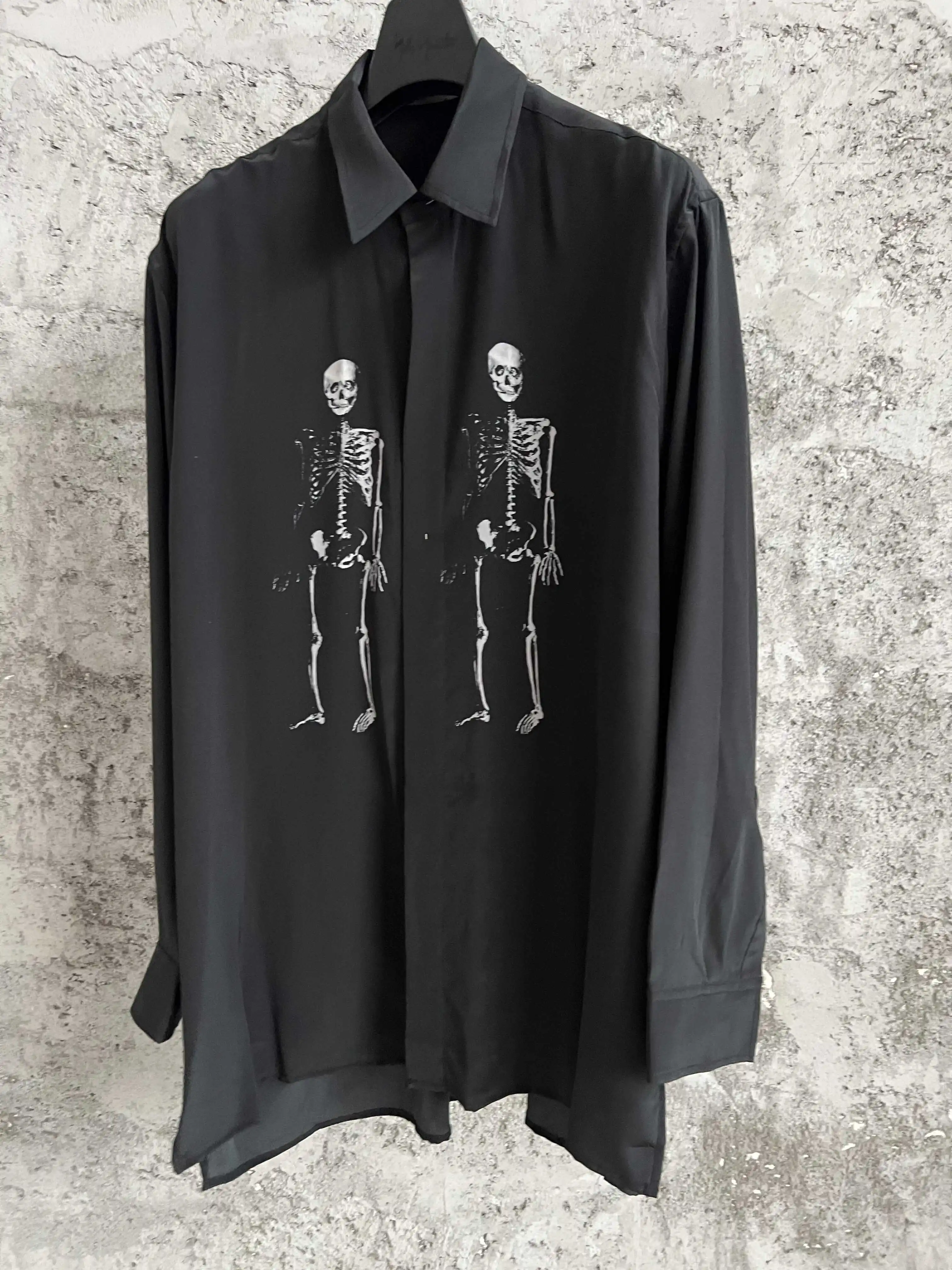 Men's black skull silk shirt for Japanese casual wear