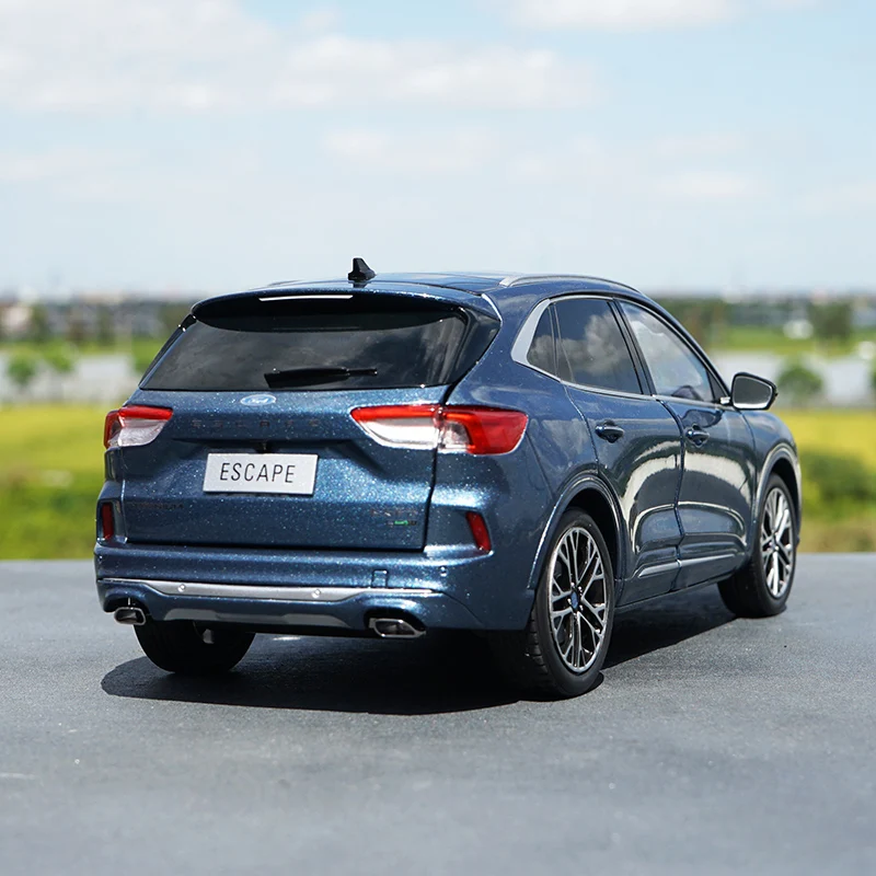 1:18 Original Changan Ford Ruiji Model ESCAPE Alloy Car Model - view 3