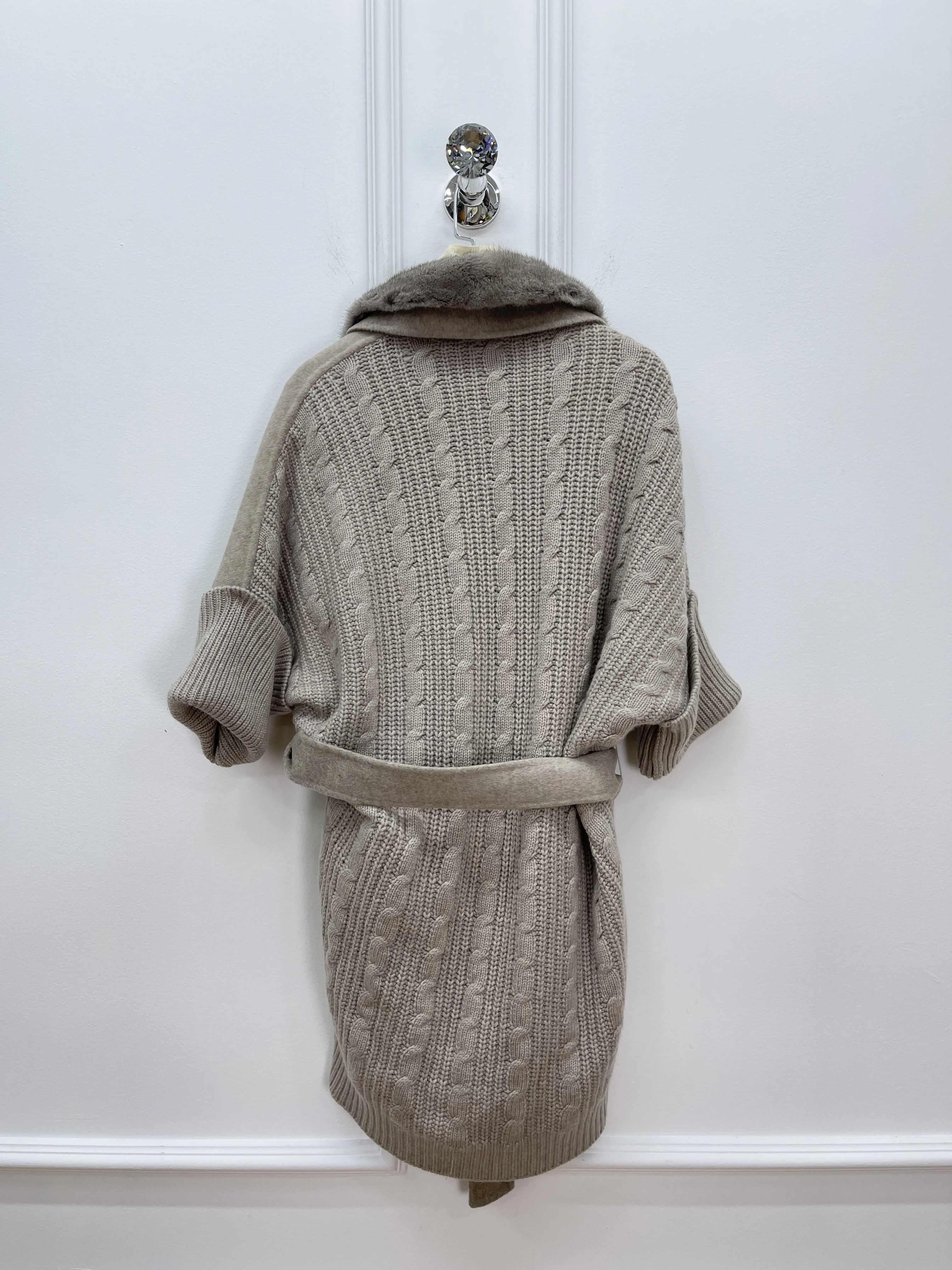 الخريف والشتاء أزياء جديدة عالية الجودة طوق المنك محبوك معطف المرقعة حجم واحد