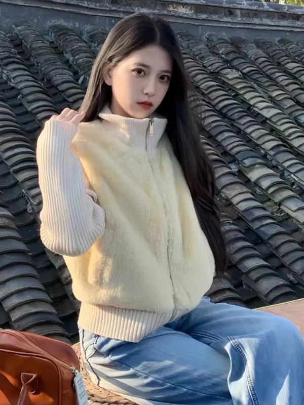 

Korean Sle Unique Beautiful Faux Two-Piece Knitted Sweater Soft Warm Slim Fit Unique Design Winter Faion for Women