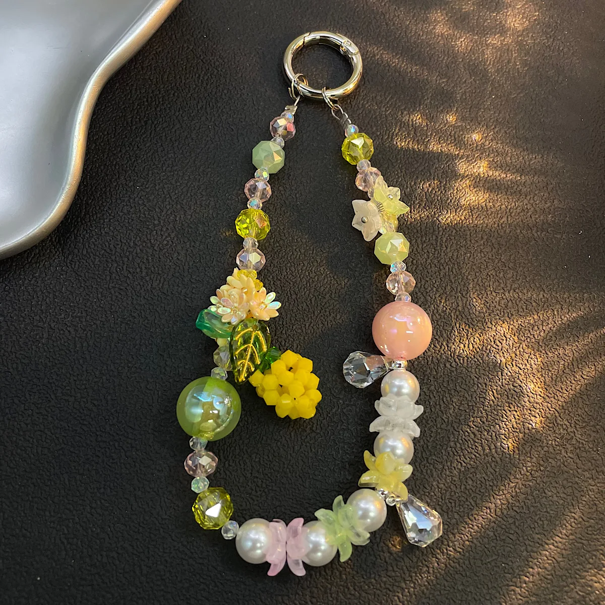 

Роскошное и высококачественное ощущение, маленький и свежий браслет из бисера, короткая подвесная веревка на запястье, чехол для телефона, автомобильный брелок, подвеска-сумка