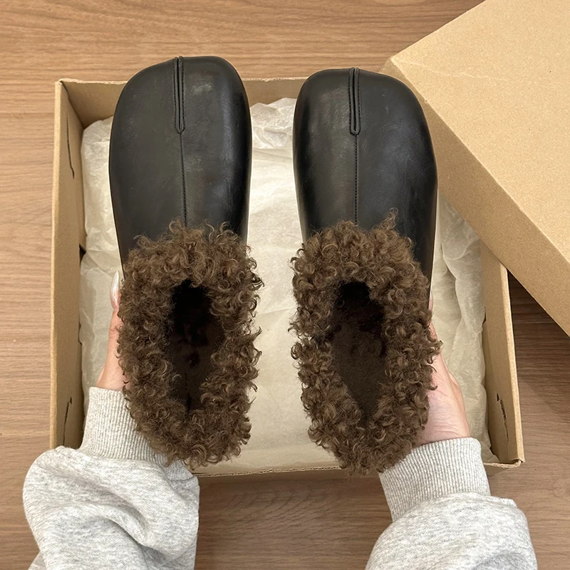Retro-style Women's 2026 Autumn-winter New Style Warm-heeled Padded Ankle Boots
