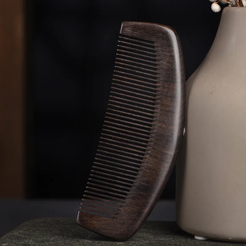 Natural solid wood -toothed wooden set in a vintage style, fish-shaped black ebony comb with fine teeth, portable