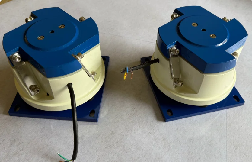 Plate Clockwise Anticlockwise Pure Copper Coil Circular Feeder 220V Vibrating Feeder Shaking Feeding Machine Precision Vibration