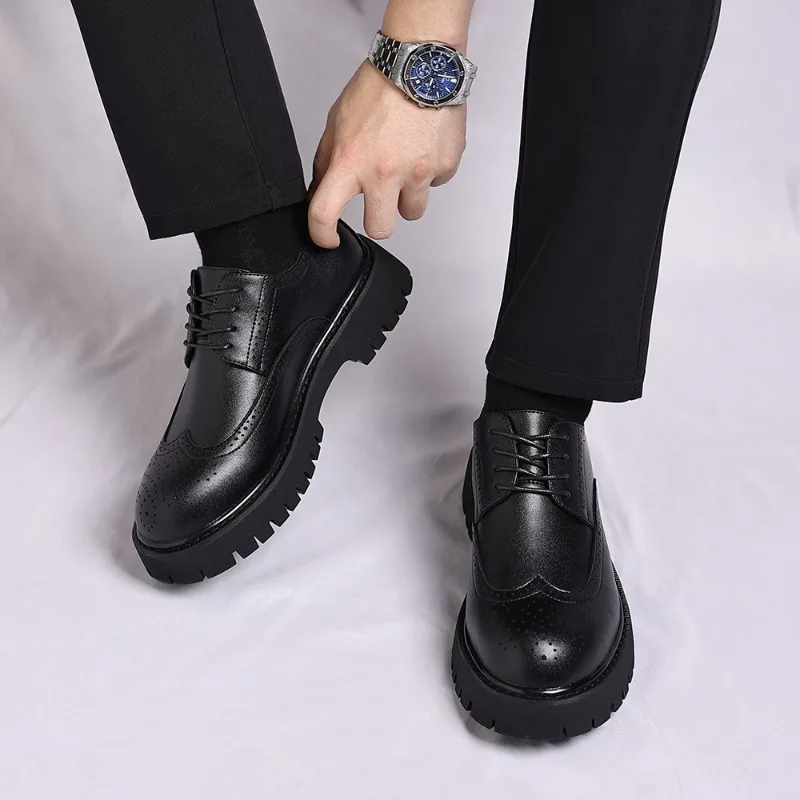 Men Brogue Derby Shoes Lace‑Up Wingtip Carved Leather Oxford Shoes for Men Height Increasing Formal Casual Business Footwear New