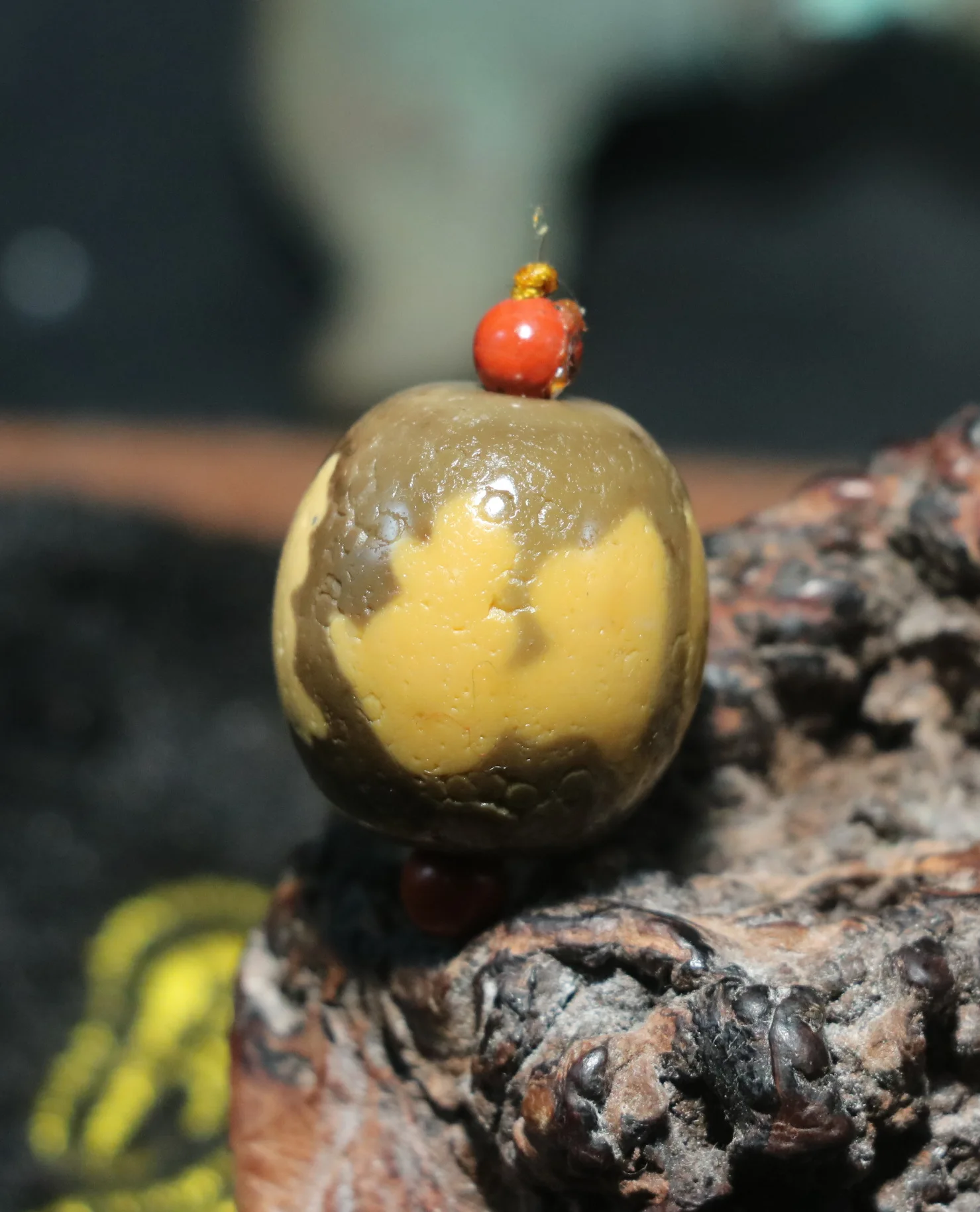 

Тибетский топ, старый желтый агат GONGXIFACAI 1005009037536626 DAJIDALIFACAI 6OM, бусина со словами желаний Daluo dZi