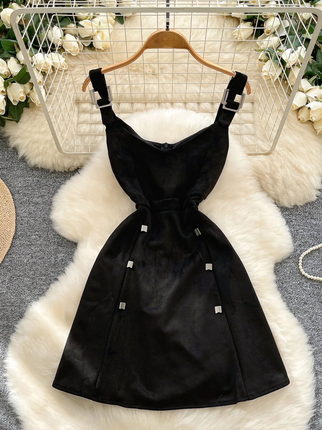 Vestido Sem Mangas com Estilo Retrô para Mulheres, Roupa de Outono, Camadas, Saia  de Camurça com Fivela de Metal, Vestid...