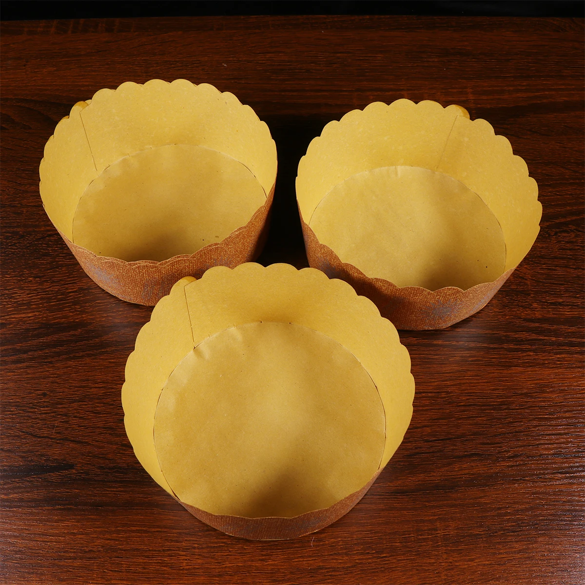 

90pcs 6 Inches Large Kraft Paper Muffin Cups Cupcake Liners Baking Cake Molds Brownies Ice Cream No Stick Ramekin Picnic