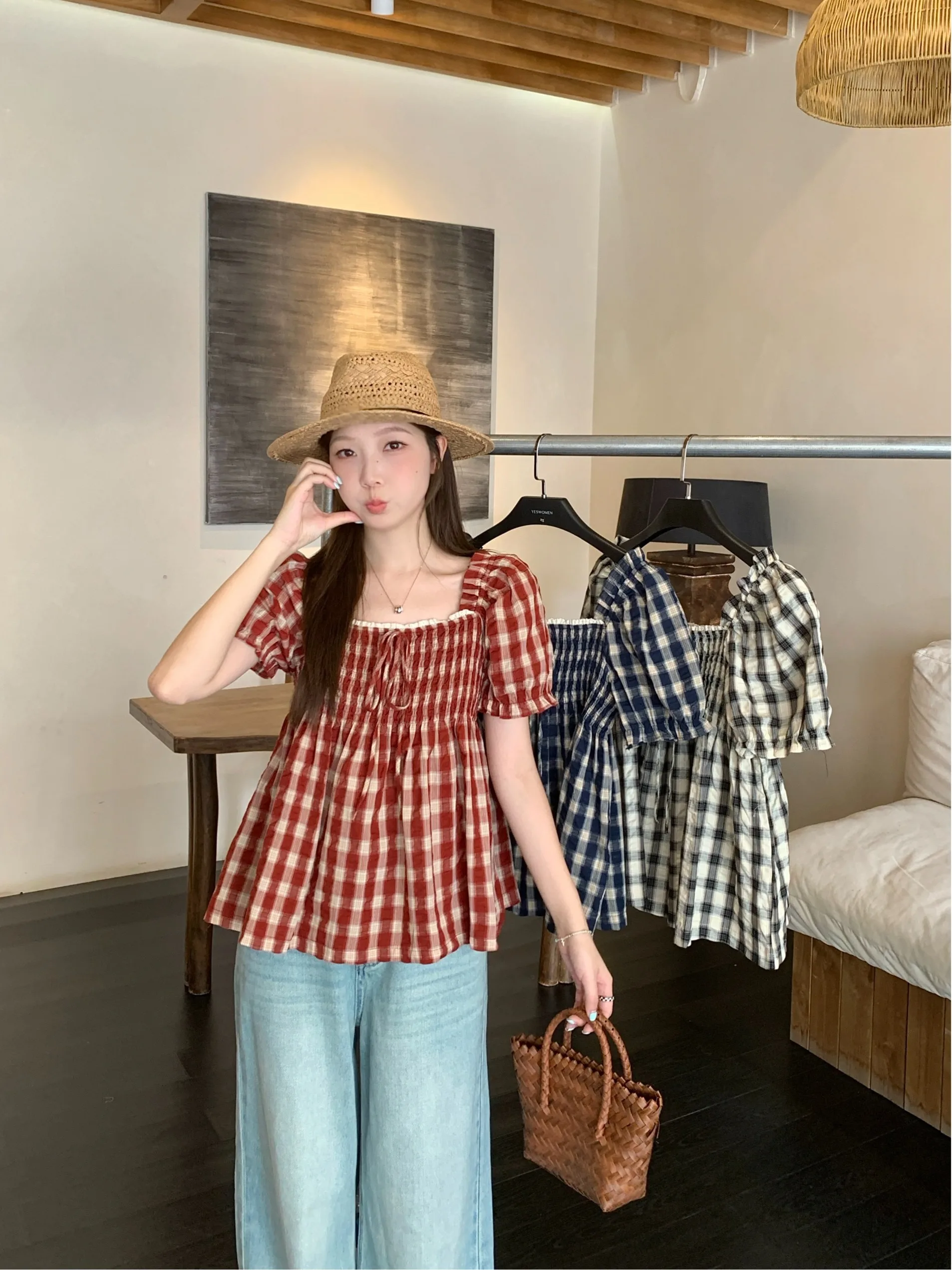 

plus Size Women's Bubble Sleeve Plaid Shirt Summer New Style Square Collar Slimming Versatile Retro Top Korean Loose Fit Shor...