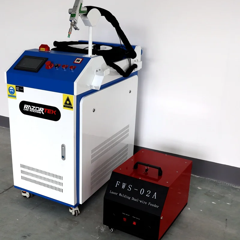 

Портативный лазерный сварочный аппарат Raycus 5-в-1 мощностью 1500 Вт, 2000 Вт, 3000 Вт: ручной волоконный лазерный сварочный аппарат, резак, очиститель с сертификатами CE и FDA