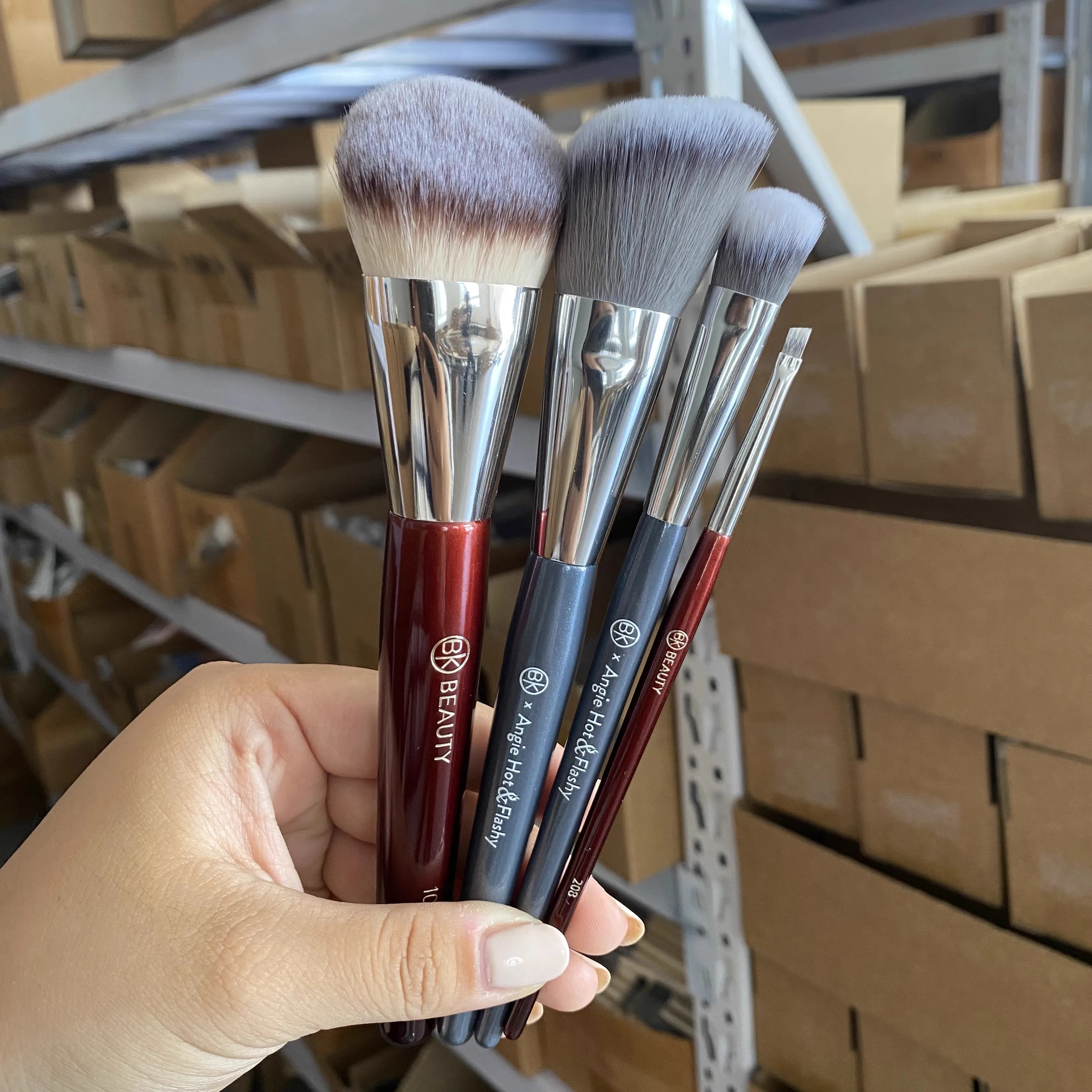 Bk101 Voorgevormde Foundation Brush BkA507 BkA506 Bk208 Make-up Brush Gezichtsborstel Vloeibare Crème Foundation Bronzer Blush Highlighter