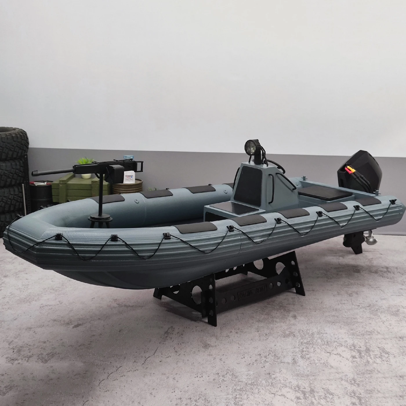

RC Boat 85cm Brushless Motor Remote Control Assault Boat Simulation 3D Printing RC Boat RTR Model Adult Toy Gift