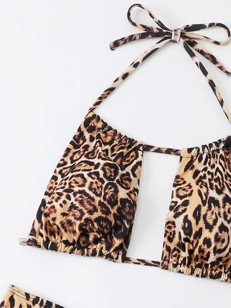 Bikini con cuello Halter para mujer, traje de baño de dos piezas con cuello Halter y estampado de leopardo