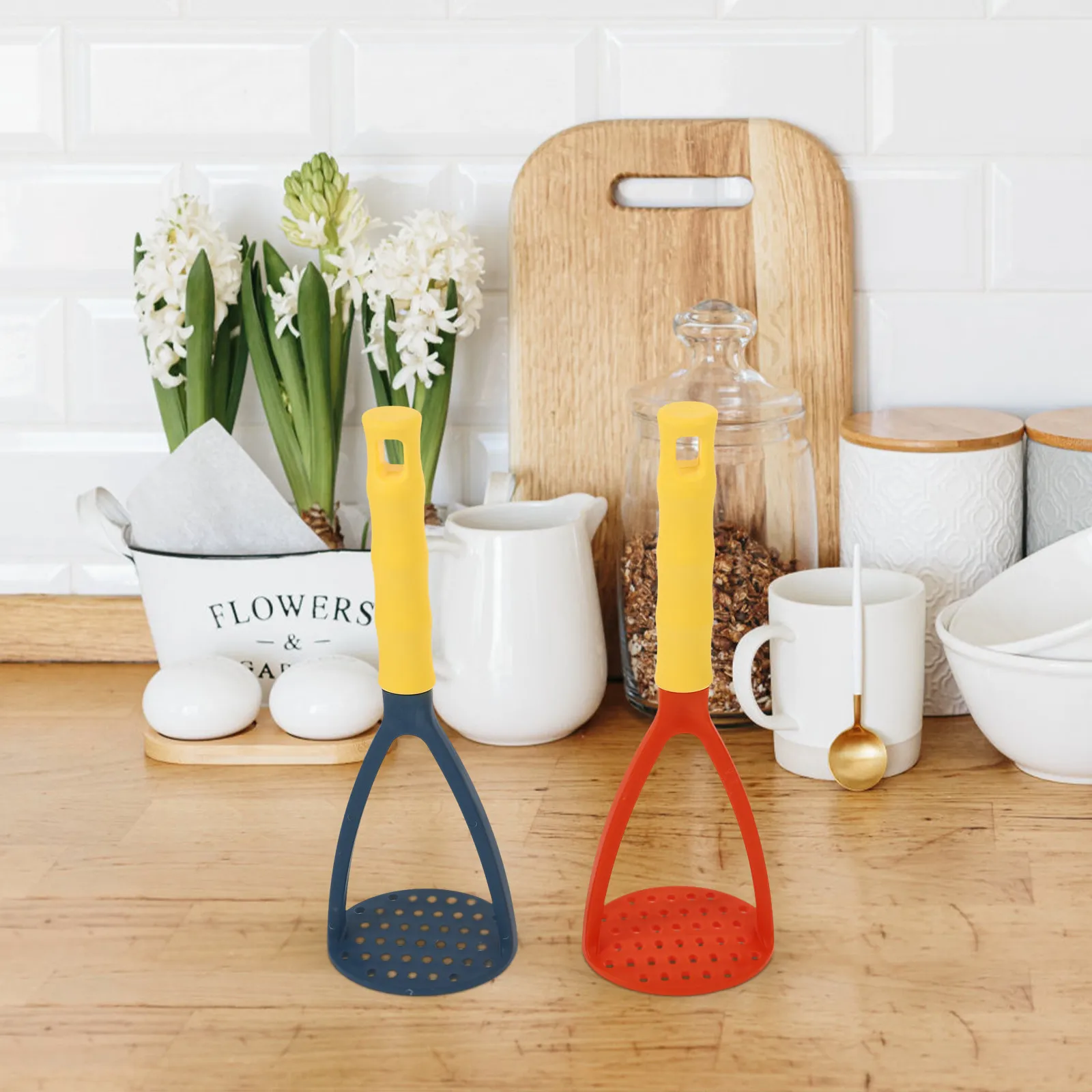 

2Pcs Potato Masher Heavy Duty PP Material Manual Kitchen Tool for Mashing Potatoes Carrots Bananas Beans Vegetable Fruit Food