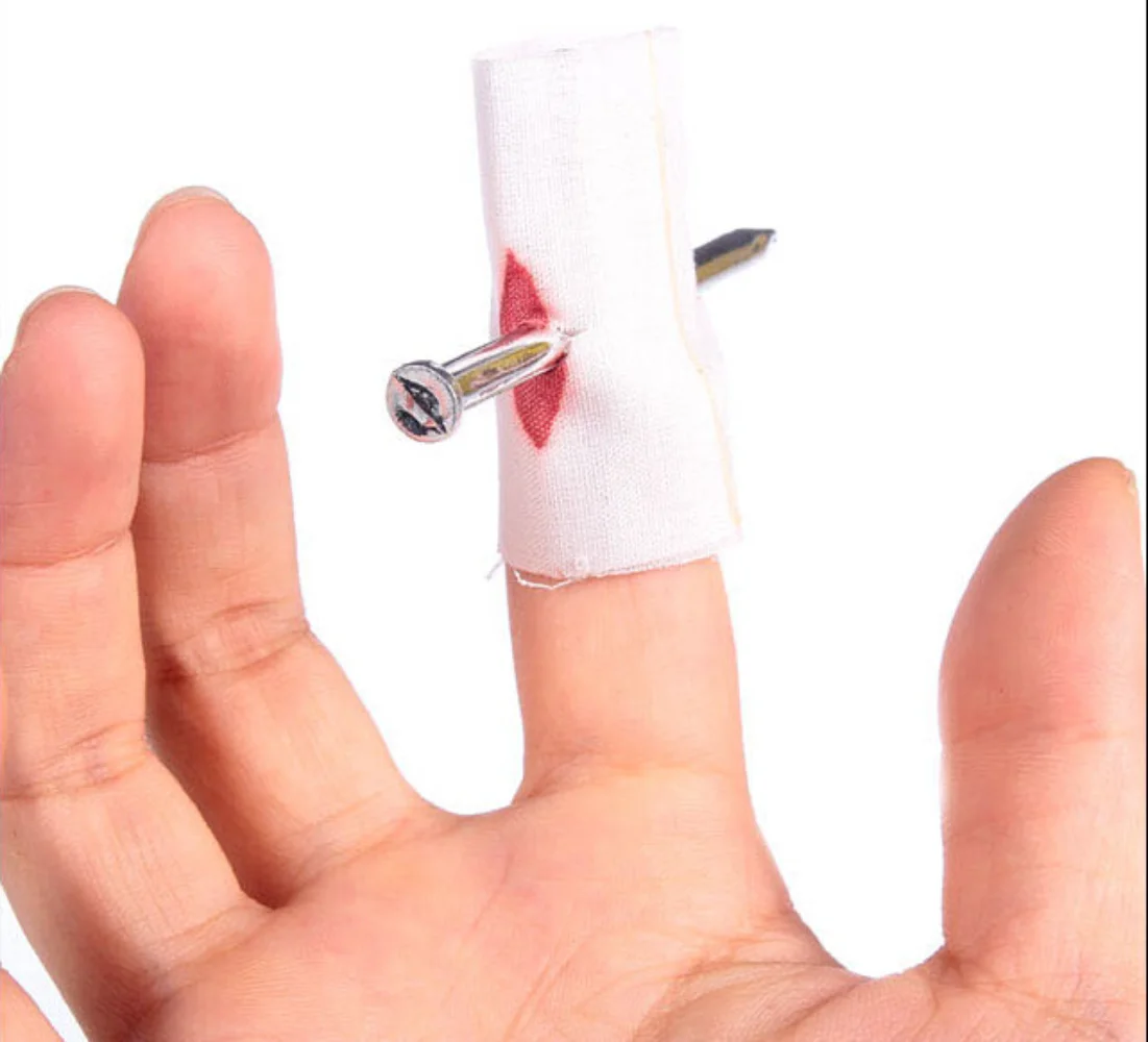 20 Halloween Kids Gags Practical Jokes Toy Pcs Prank Maker Trick Novelty Funny Joke Costume Props Fake Nail Through Finger Trick