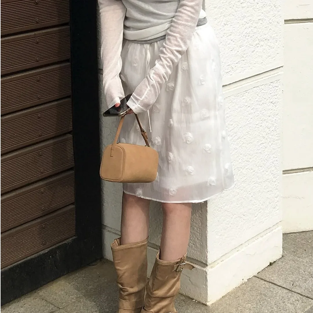 Fashionable Korean Style Two Tone 3D Floral Straight Cut  Skirt Elastic Waist Polyester Fiber Standard Fit Summer 2026