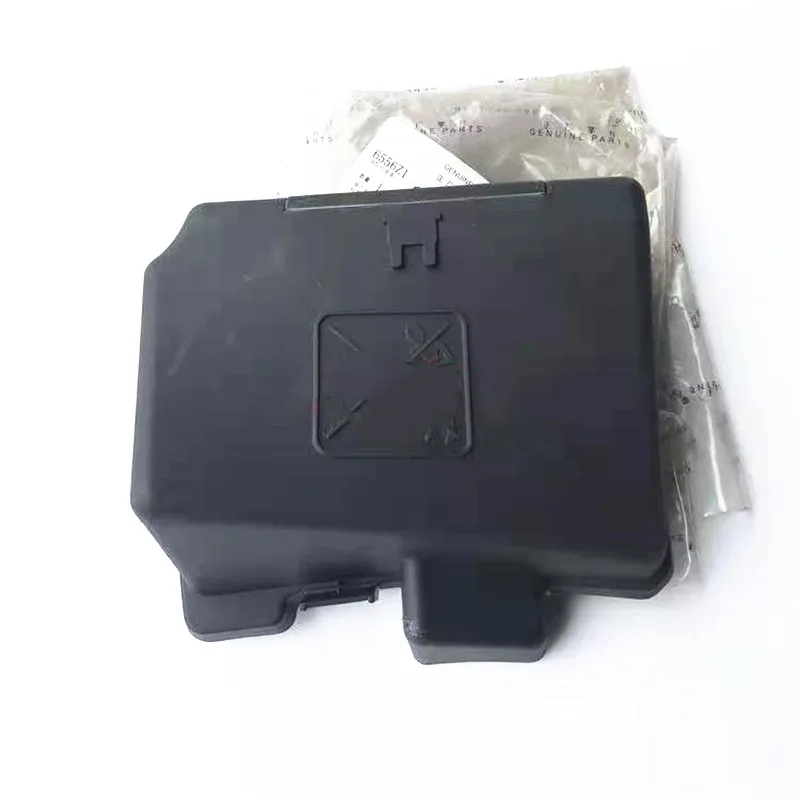 Suitable for Peugeot 206 CC 207 Citroen C2 fuse box cover protection board holder OEM: 6556Z1 6556KZ