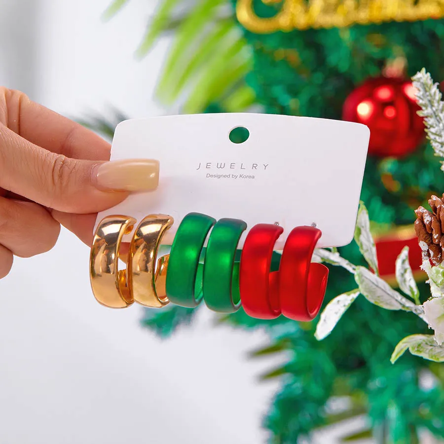 Nuevo 3 pares por paquete de pendientes de Navidad para mujer, orejera de aro verde y rojo de la suerte, accesorios versátiles de ocio, joyería de amistad