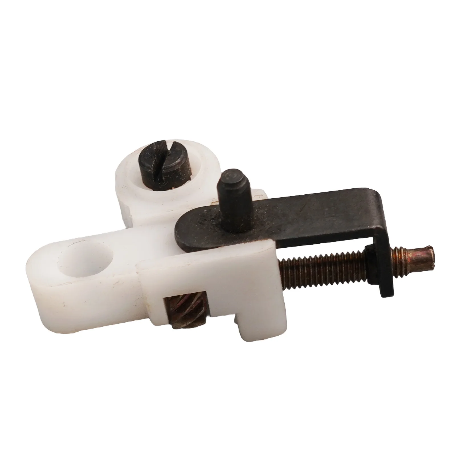 

029 039 Chainsaw 1127 007 1003 Plastic Material Replacement Part Solid Construction Tensioning Pad Chainsaw Part