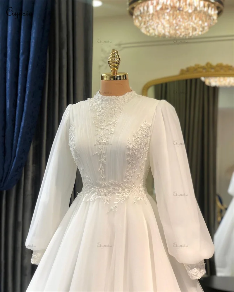 Ciynsia elegante lange Ärmel muslimische Brautkleid Spitze Applikationen plus Größe Brautkleider für Braut High Neck Vestidos de Novia