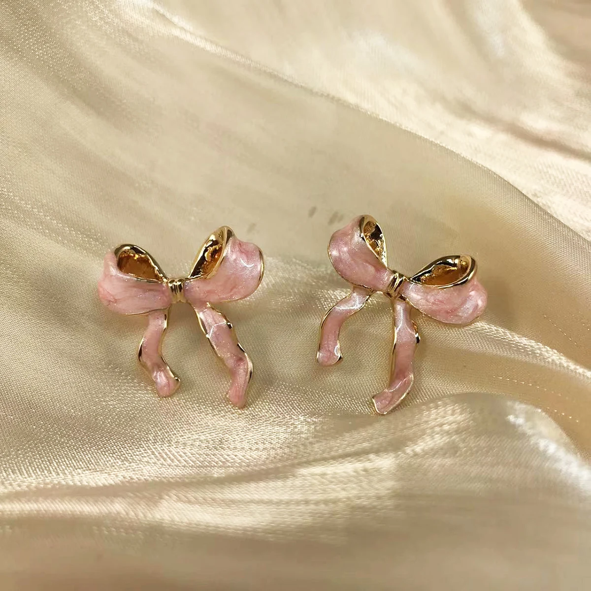 New Sweet Romantic Fashion Enamel Pink bow Earrings Suitable For Girls Casual Party Decoration Birthday Gift Jewelry Accessories