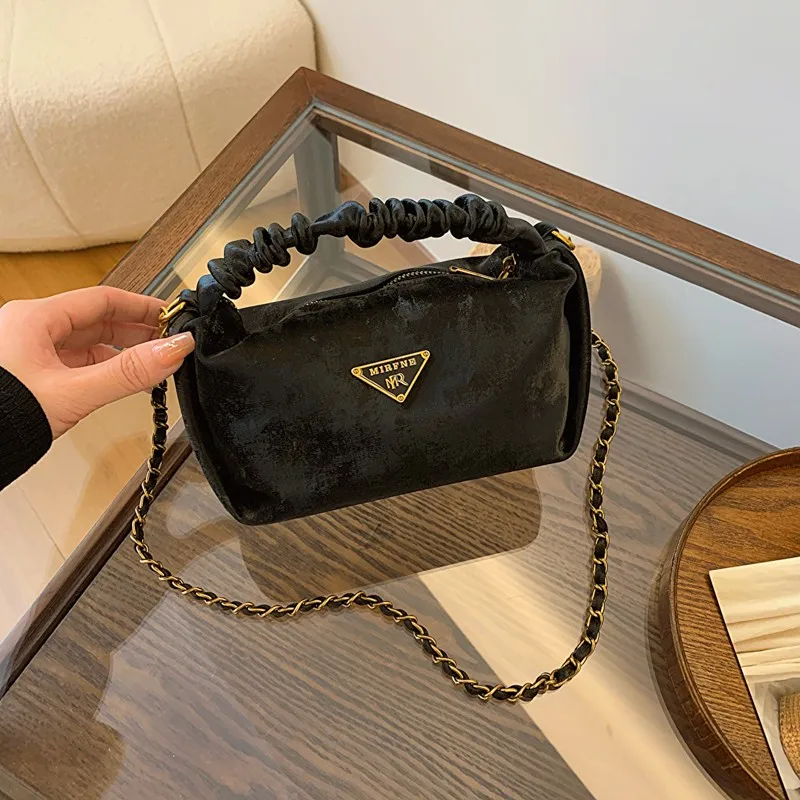 

Elegant Women Shoulder Bag Multifunctional Handbag Light Luxury Large Capacity Perfect For Business Meetings And Social Events