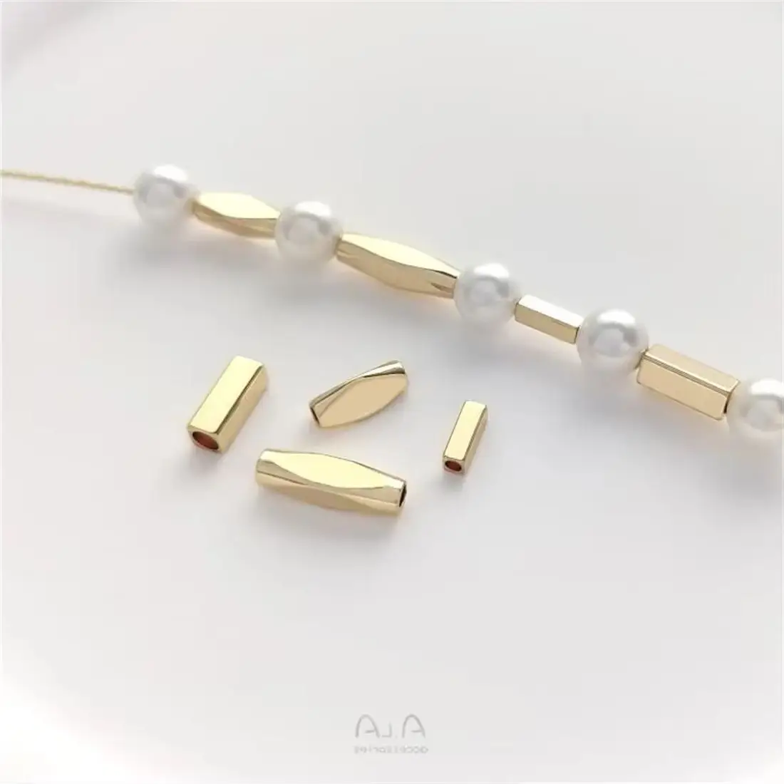 

14K Gold-Color Rectangular Tube Beads Diamond Cut Corner Long Tube Spacer Beads Handmade Beaded DIY Bracelet Jewelry Material