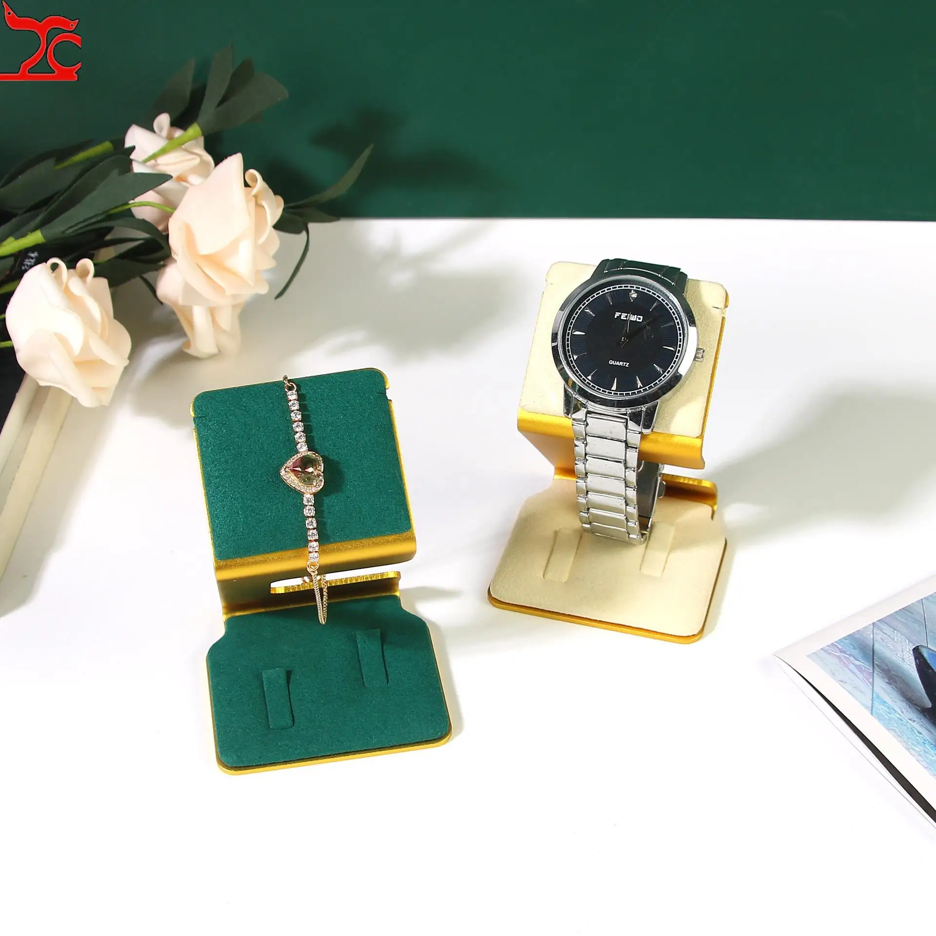 

Modern Metal Earring Display Stand Shops for Women Necklace Display Holder Stand Display Board for Bracelets Rack Organizer