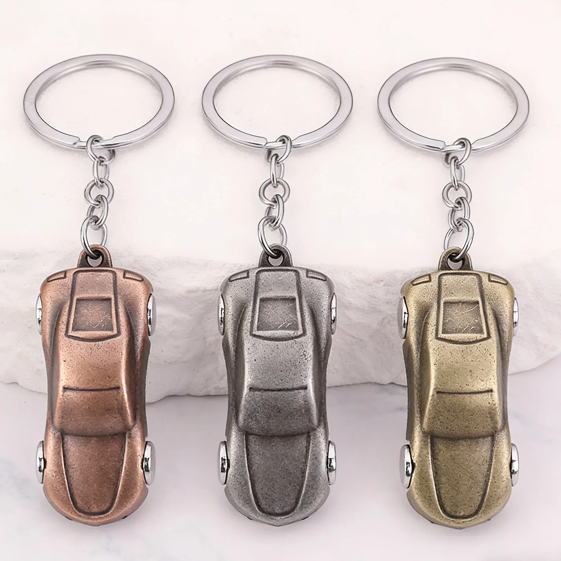 Retro Simulation Racing Car Keychain Zinc Alloy Key Ring Key Pendant, Creative Metal Key Fob Keychain Holder Auto Keys Organizer