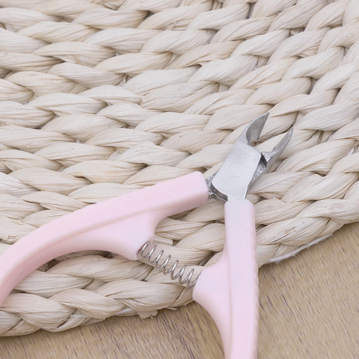 

Cuticle Nipper Stainless Steel Sharp Precision Nail Trimmer For Dead Skin Cuticle Cutter Manicure Tool Plier