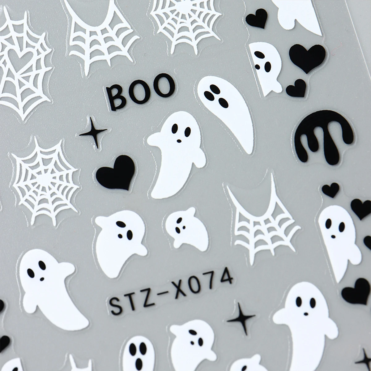4 Stück schwarz-weiße Geister-Halloween-Nagelaufkleber, niedliche Gothic-Style-Cartoon-Geister, Spinnennetze, Nagelaufkleber, DIY-Maniküre-Dekorationen – Detail 9