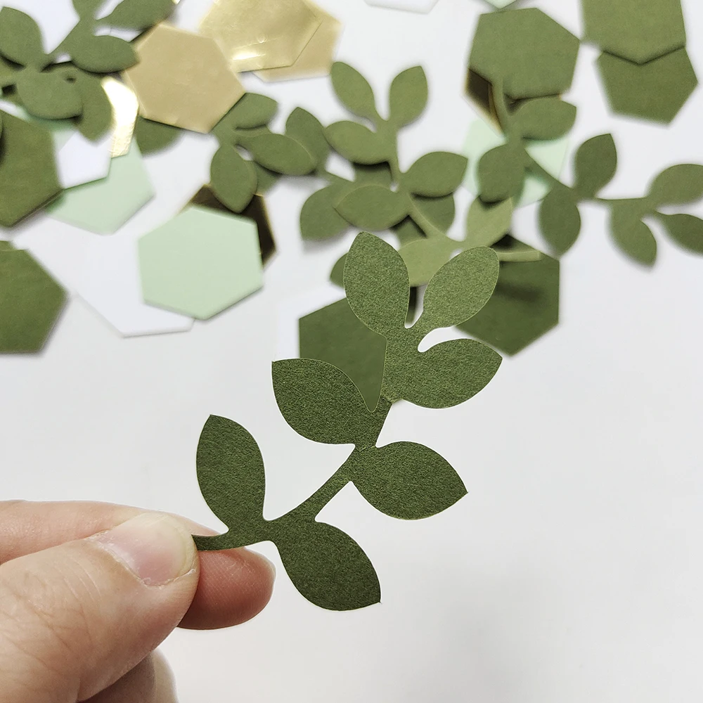 100 Stück Salbei Party Konfetti Liebe runde Blatt Pflanzen Gold Farbe Papier Konfetti DIY Hochzeit Verlobung feier Dekorationen Lieferungen – Detail 4