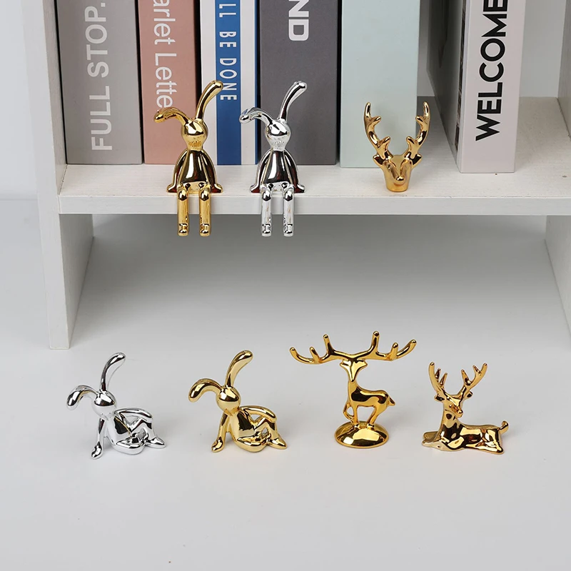 

Elk Deer Statue Nordic Ornament Art Figurine Vintage Golden Handicraft Table Decoration Photo Props Home Gift