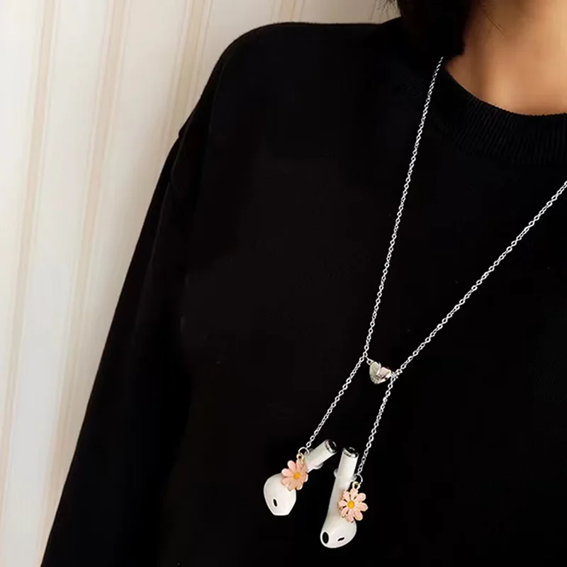 Fashion Magnetic Attraction Headphones Anti-Lost Chain Suitable for Airpods Bluetooth Earphone Daisy Glasses Chain