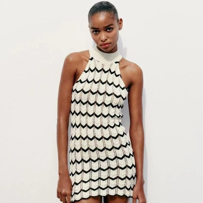 

Luxury Brand 2026 New Color-Blocking Wave Dress Bodycon Knit Mini Dresses Slim Summer Dress Women Fit Chic Sexy Ladies Clothes