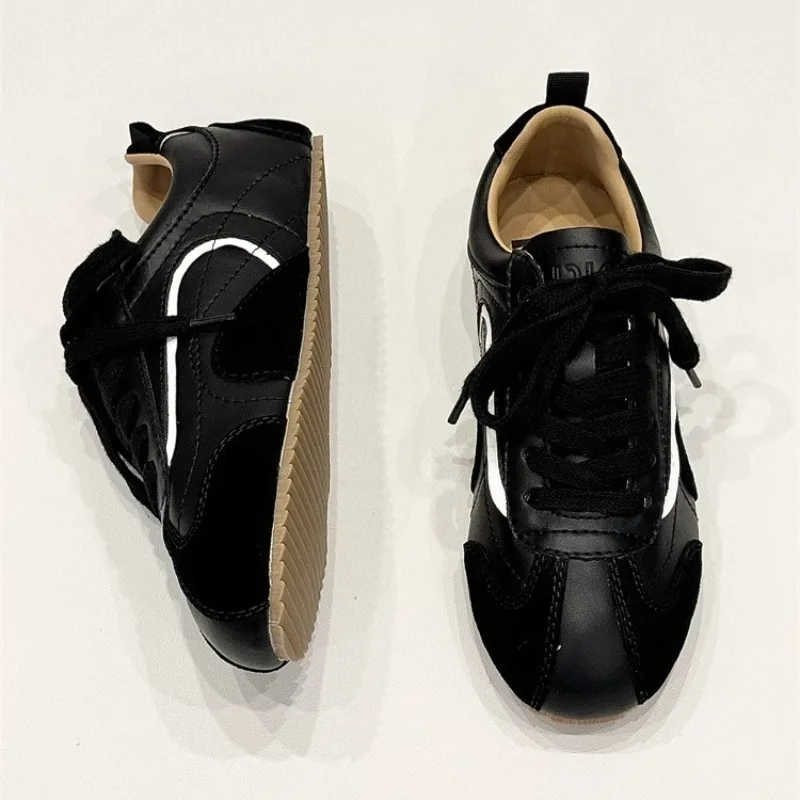 Весенние новые стильные женские кроссовки в стиле ретро с мягкой плоской подошвой, дышащие повседневные удобные женские туфли на шнуровке на подкладке