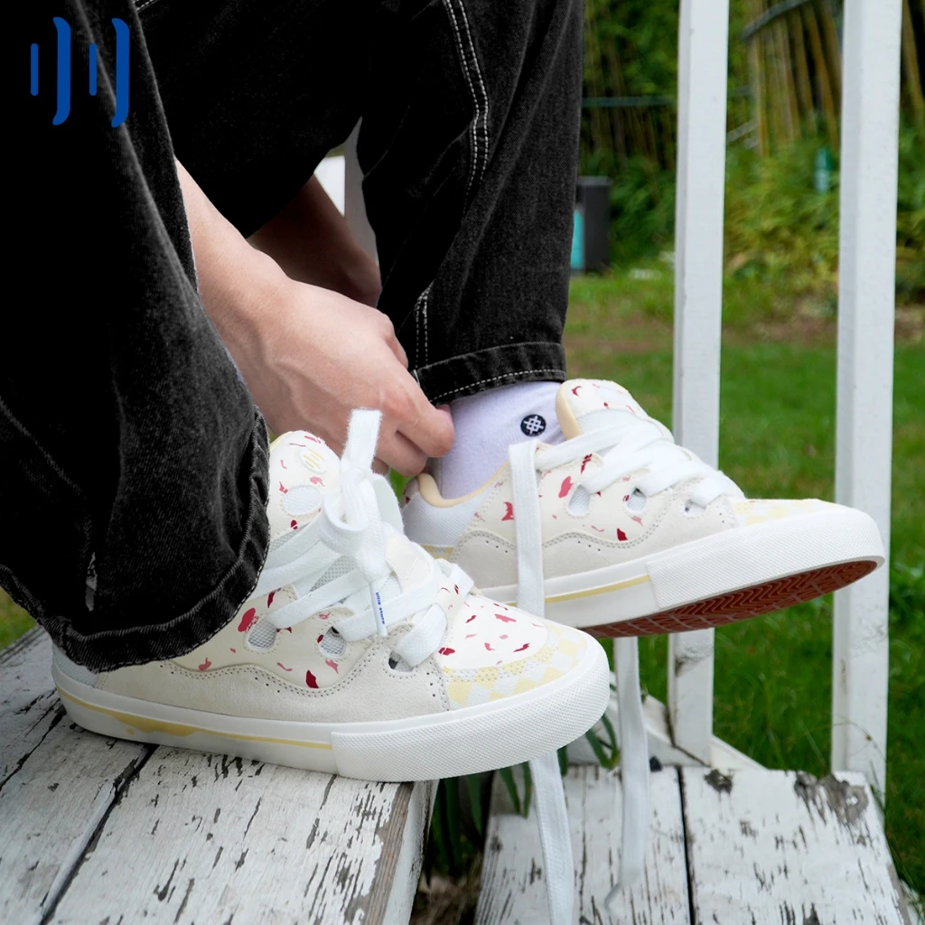 Ollieskate Magic Bake Cranberry White Chocolate Bread Sneakers Wear Resistant Low Top Unisex Skateboard Shoes