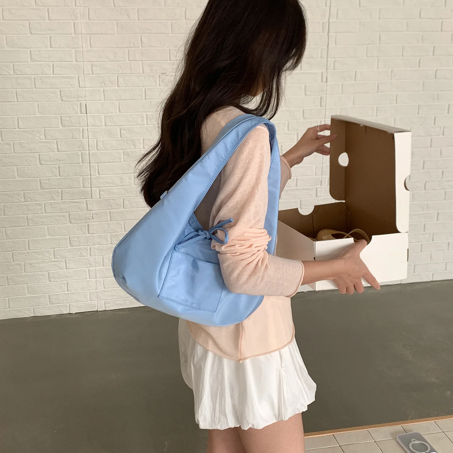กระเป๋าสะพายไหล่ไนลอนสไตล์เกาห - Interior Design Korean Style บทวิจารณ์และราคา