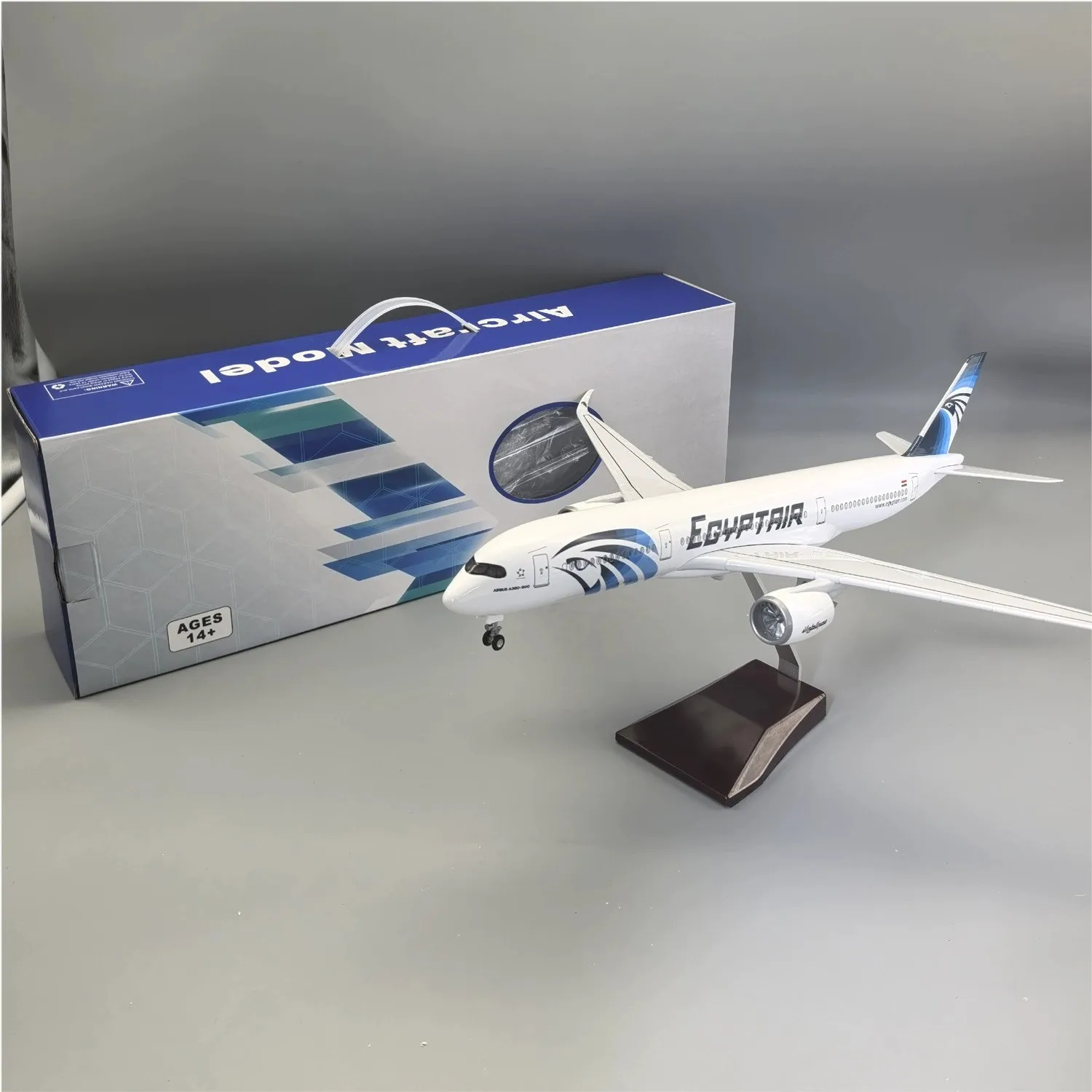 A350 Самолет Египет Воздушные Игрушки Модель 47 СМ Масштаб 1/157 W Свет и Шасси Колеса Литой Под давлением Пластиковая Смола Сувенир Самолет Игрушка