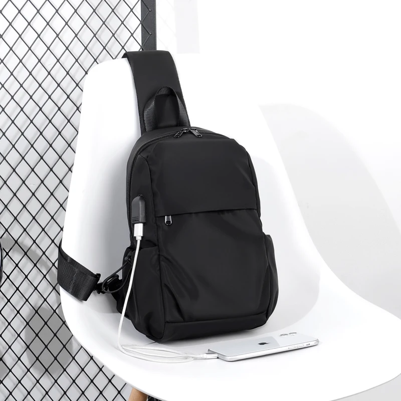 

Men's Messenger Bag-Adjustable Shoulder Straps,Multi-Pocket Sports Chest Bag,With USB Port,Suitable for Daily Commuting,Travel