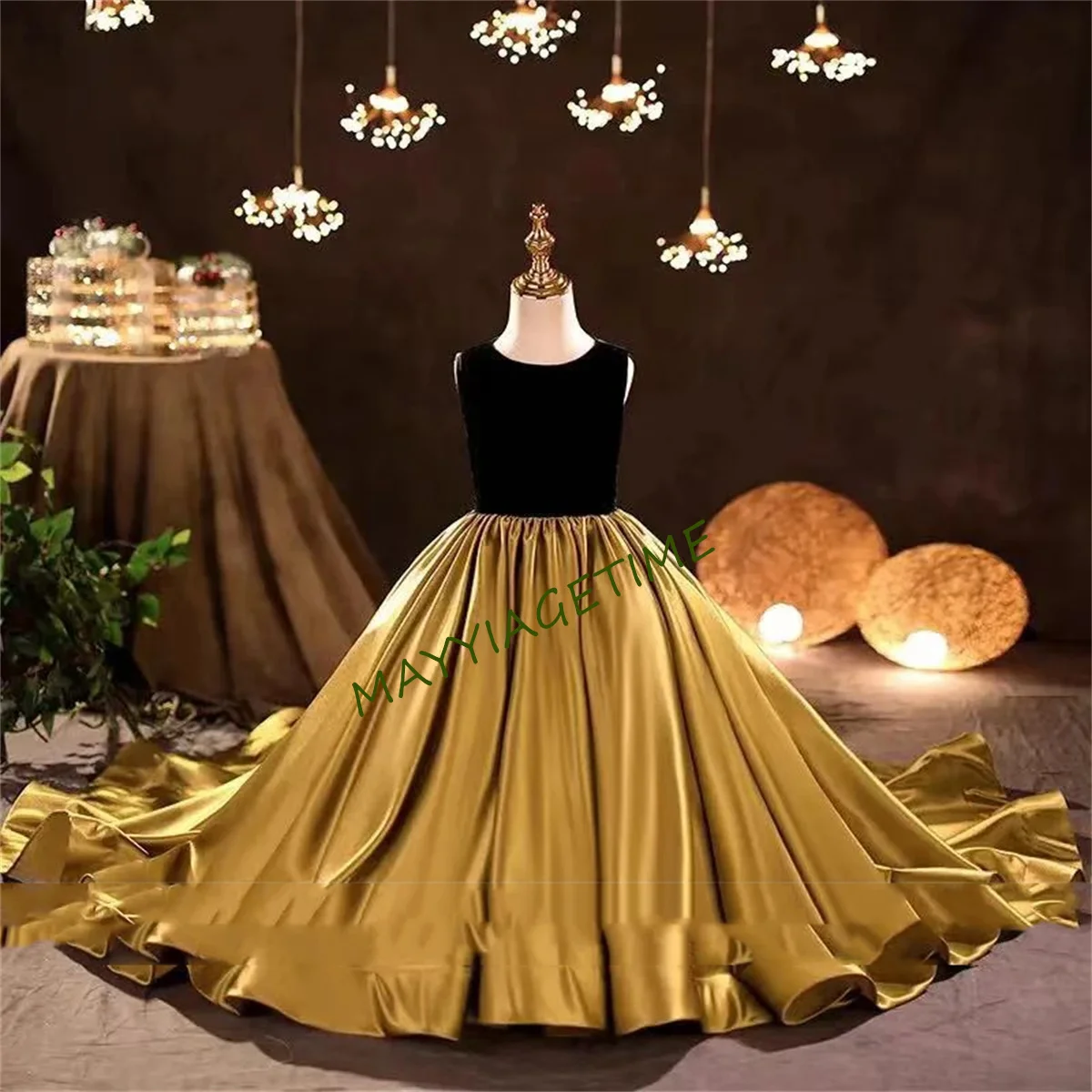 Gold 2023 Pretty Dress Flower Girl Dresses For Wedding Pageant Big Bow Ball Gowns Applique Tulle Elegant Beach Party Dress